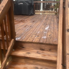 Deck-Staining-natural-oil-in-Goochland 0